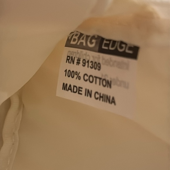 Bag Edge White Canvas Pouch with Pink Smiley Face - Picture 5 of 5